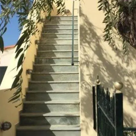 Апартаменты Kostantina's House Kythera
